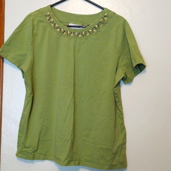 Breckenridge Green Embellished T-Shirt - size 1X - Picture 1 of 5